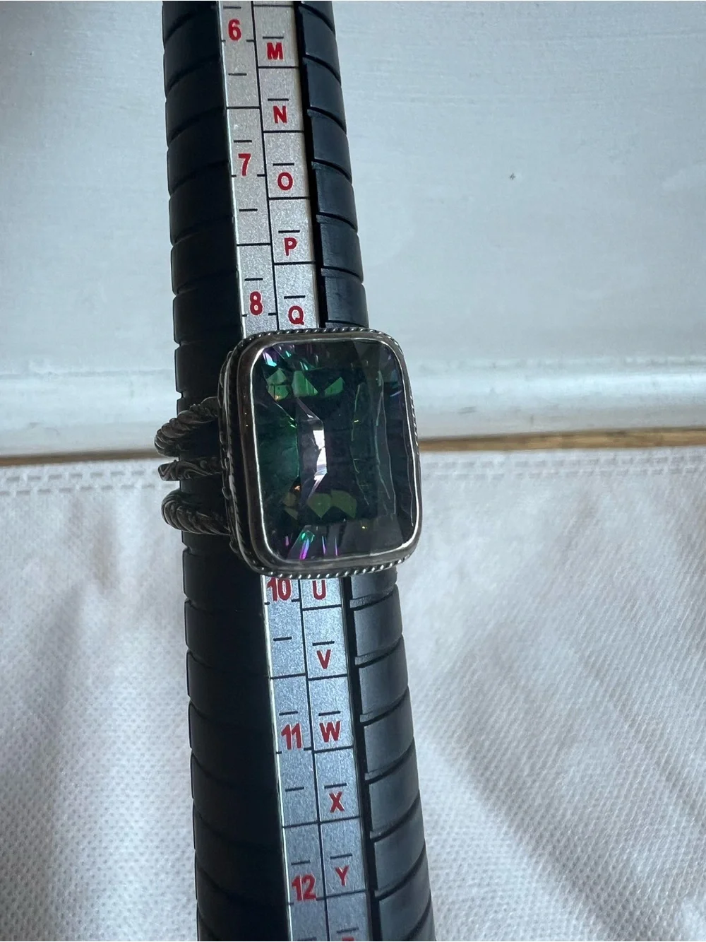925 Sterling Silver Vintage Large Green Gem